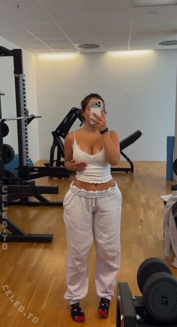 🔥 Valonaash page leaked private photo uncensored full