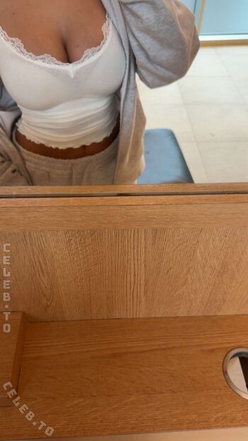 🔥 Valonaash page leaked private photo uncensored full