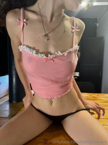 🔥 Venere battisti  page leaked private photo uncensored full