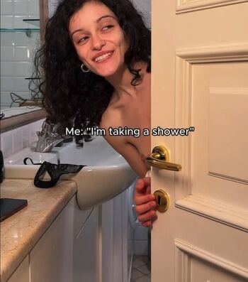 🔥 Venere battisti  page leaked private photo uncensored full