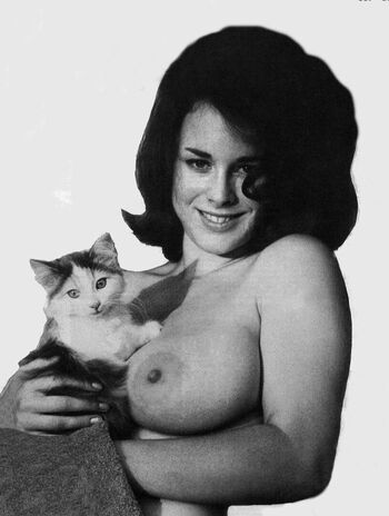 🔥 Vintage starlets page leaked private photo uncensored full