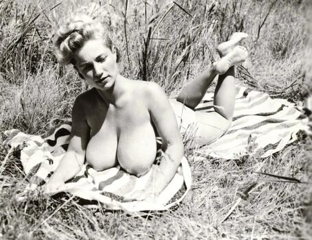 🔥 Vintage starlets page leaked private photo uncensored full
