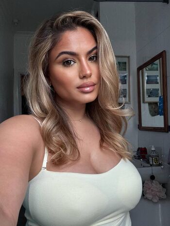 🔥 Yasmin leaked private photo uncensored full