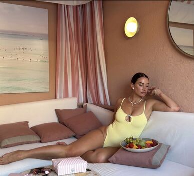 🔥 Yesjulz leaked private photo uncensored full
