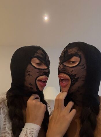 🔥 Yourtwinss page leaked private photo uncensored full
