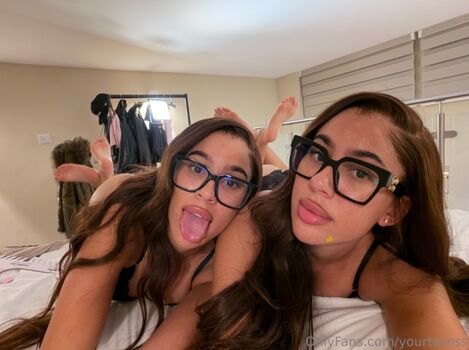🔥 Yourtwinss leaked private photo uncensored full