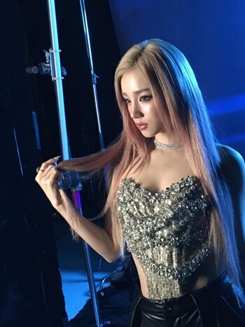 🔥 Yuqi page leaked private photo uncensored full