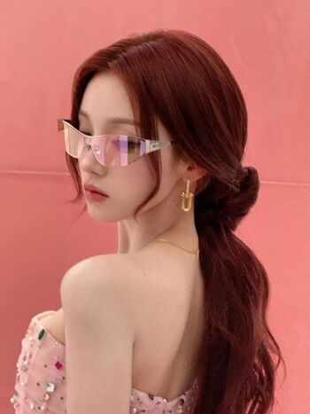 🔥 Yuqi leaked private photo uncensored full