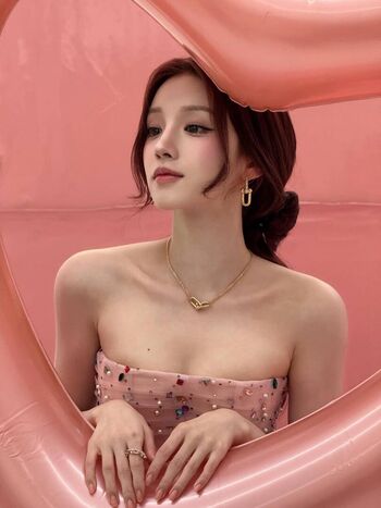 🔥 Yuqi leaked private photo uncensored full