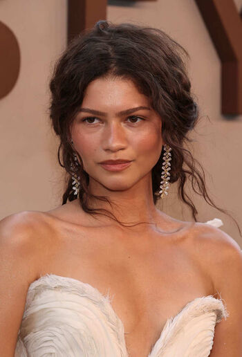 🔥 Zendaya page leaked private photo uncensored full