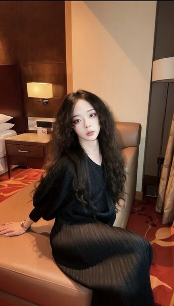 🔥 Zhishiyedidiao leaked private photo uncensored full