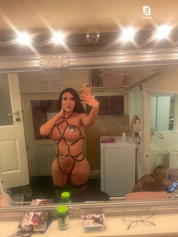 🔥 Zinaats leaked private photo uncensored full