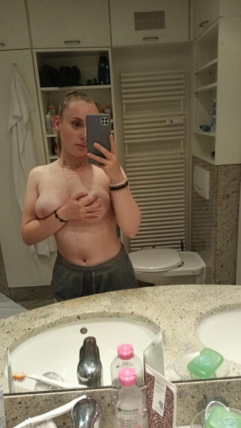 🔥 Zoe anne may page leaked private photo uncensored full