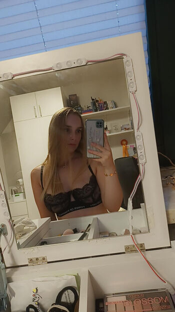 🔥 Zoe anne may page leaked private photo uncensored full