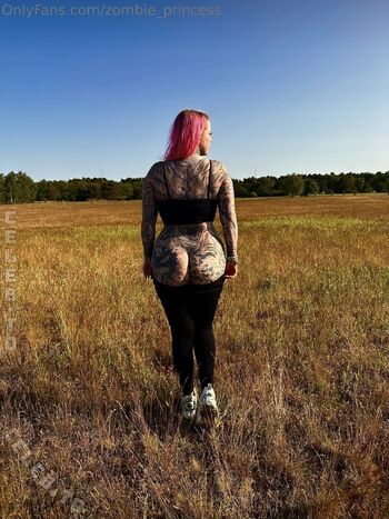 🔥 Zombieprinzessin leaked private photo uncensored full